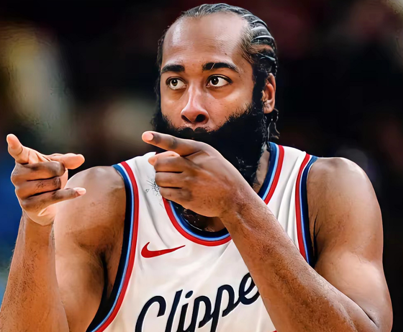 开云体育app-32分10助！哈登刷爆NBA纪录，小卡联盟第1，快船该起飞了